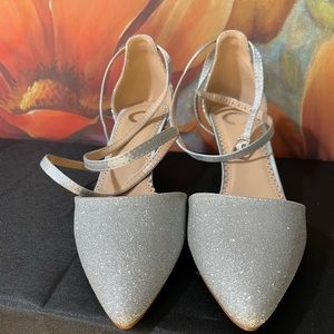 Journee Collection Luela Pump